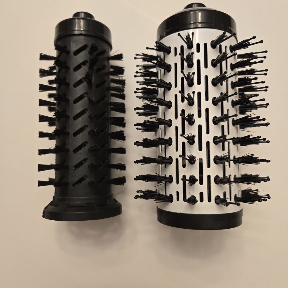 Rotating Brush Blow Dryer Red Hair Styling Tool with Attachments - Picture 2 of 3